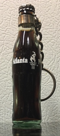 M06007-1 € 8,00 coca cola mini flesje Atlanta